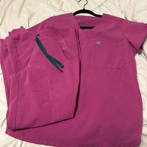 FIGS XS Scrub Set- Joggers